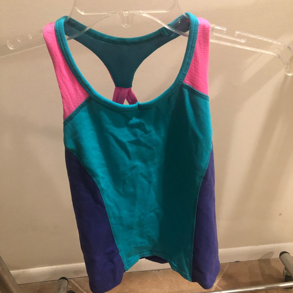 Ivivva athletic top